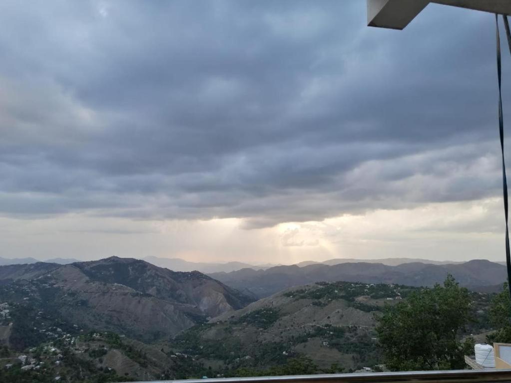 Serenity Family Retreat - B&B Murree