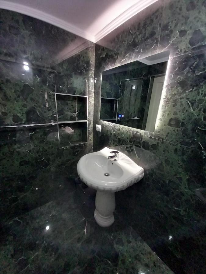Apartment with Garden View