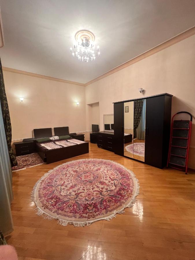 Central Family Lux Apartment - Nizami - Chambres d'hôtes Bakou