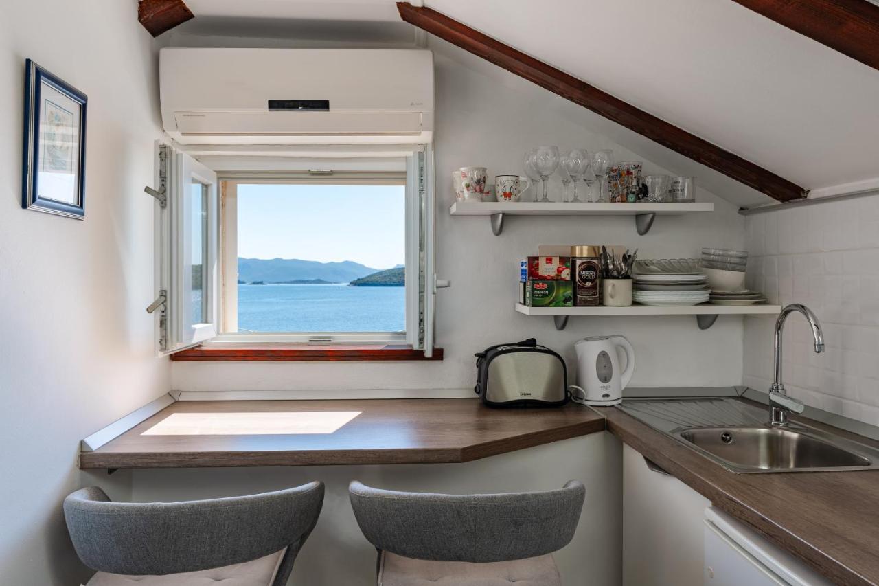 Studio Apartment with Sea View (No Balcony)