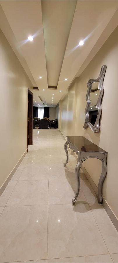 Luxury apartments, Mohandiseen503 - Chambres d’hôtes Le Caire