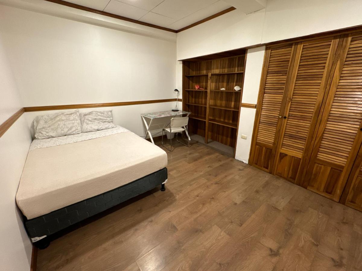 Doppelzimmer mit Gemeinschaftsbad
