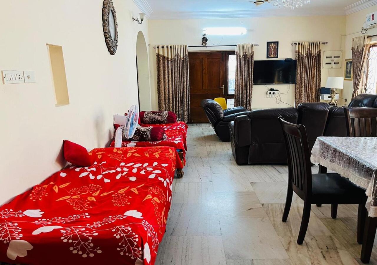 Best Individual Home stay Near Apollo Jubilee Hills - Chambres d'hôtes Hyderabad