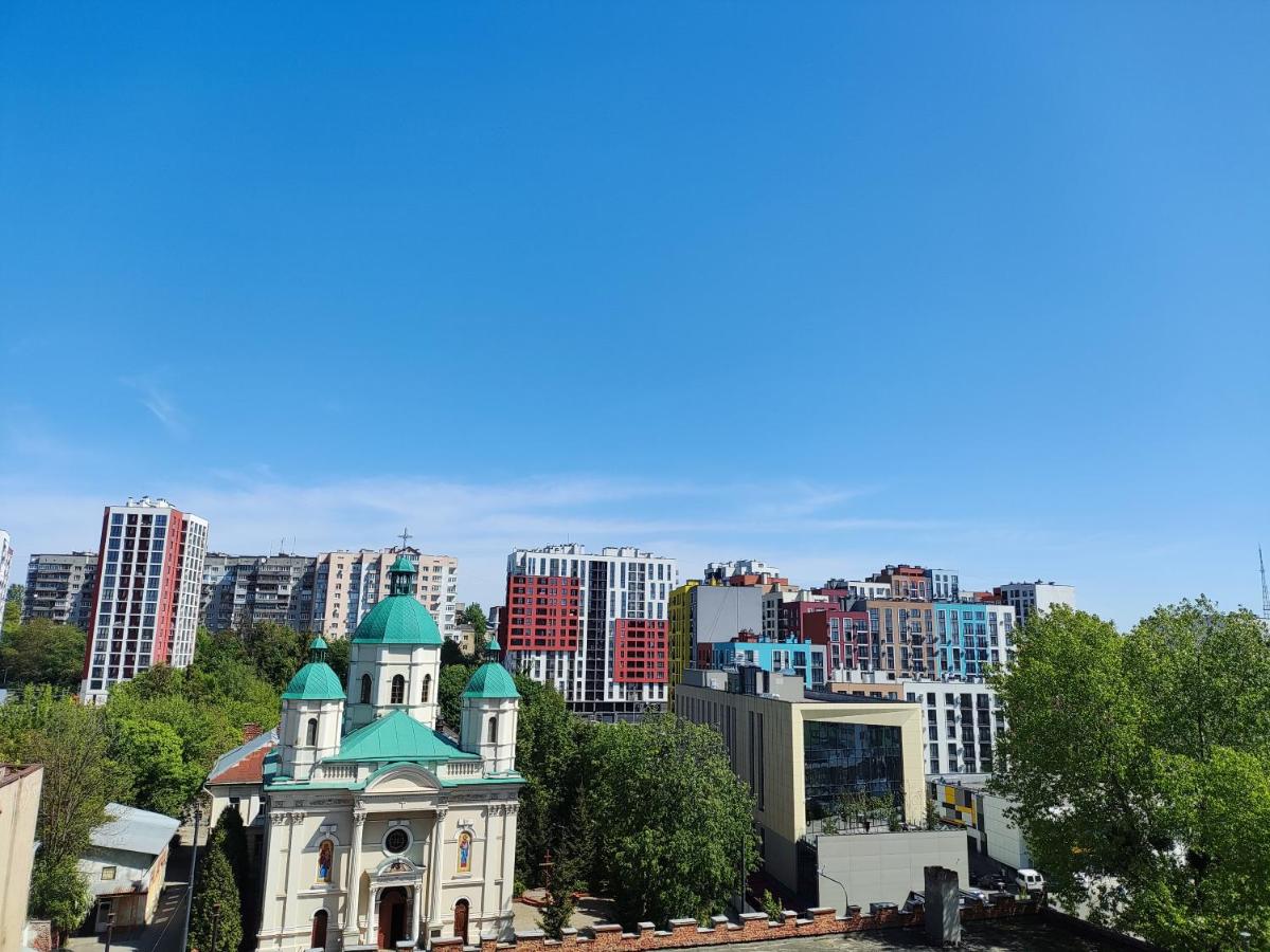 Deluxe Double Studio