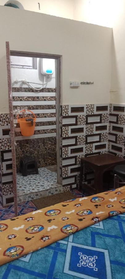 Deluxe Room (2 Adults + 1 Child)