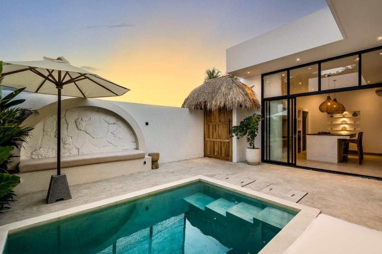 Palm Residence Lot 22 Villa Uluwatu - B&B