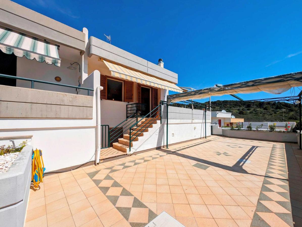 Oikia Vacanze S Cesarea Casa Rosa su - Chambres d’hôtes