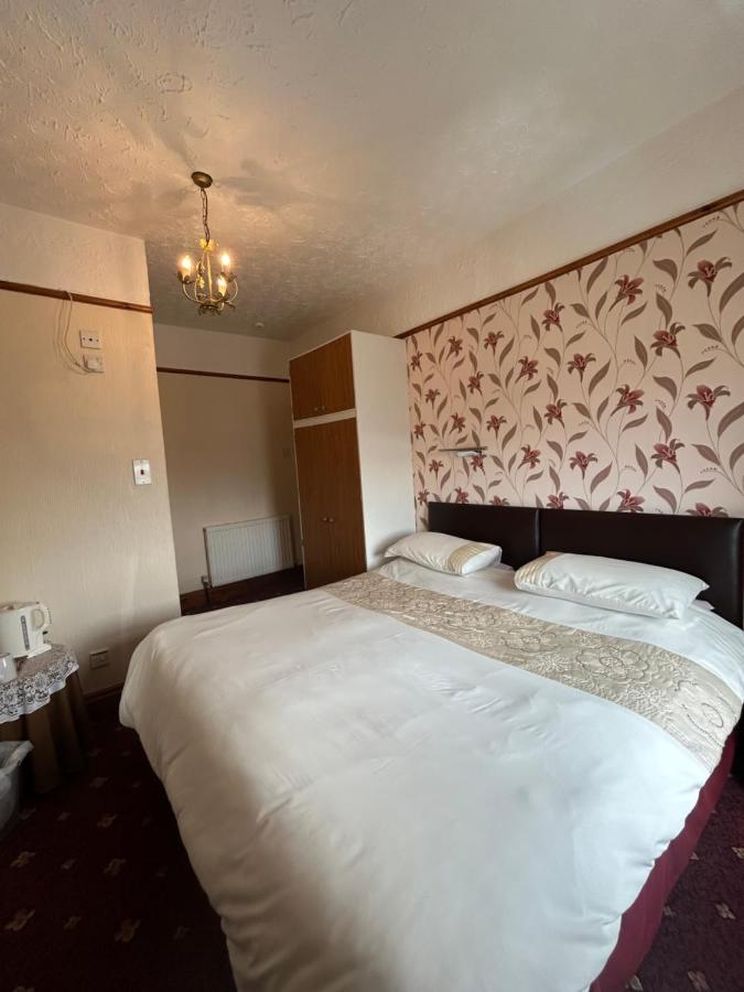 En- Suite Room