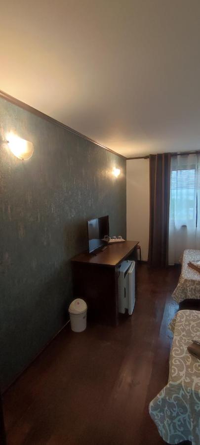Triple Room with Bathroom