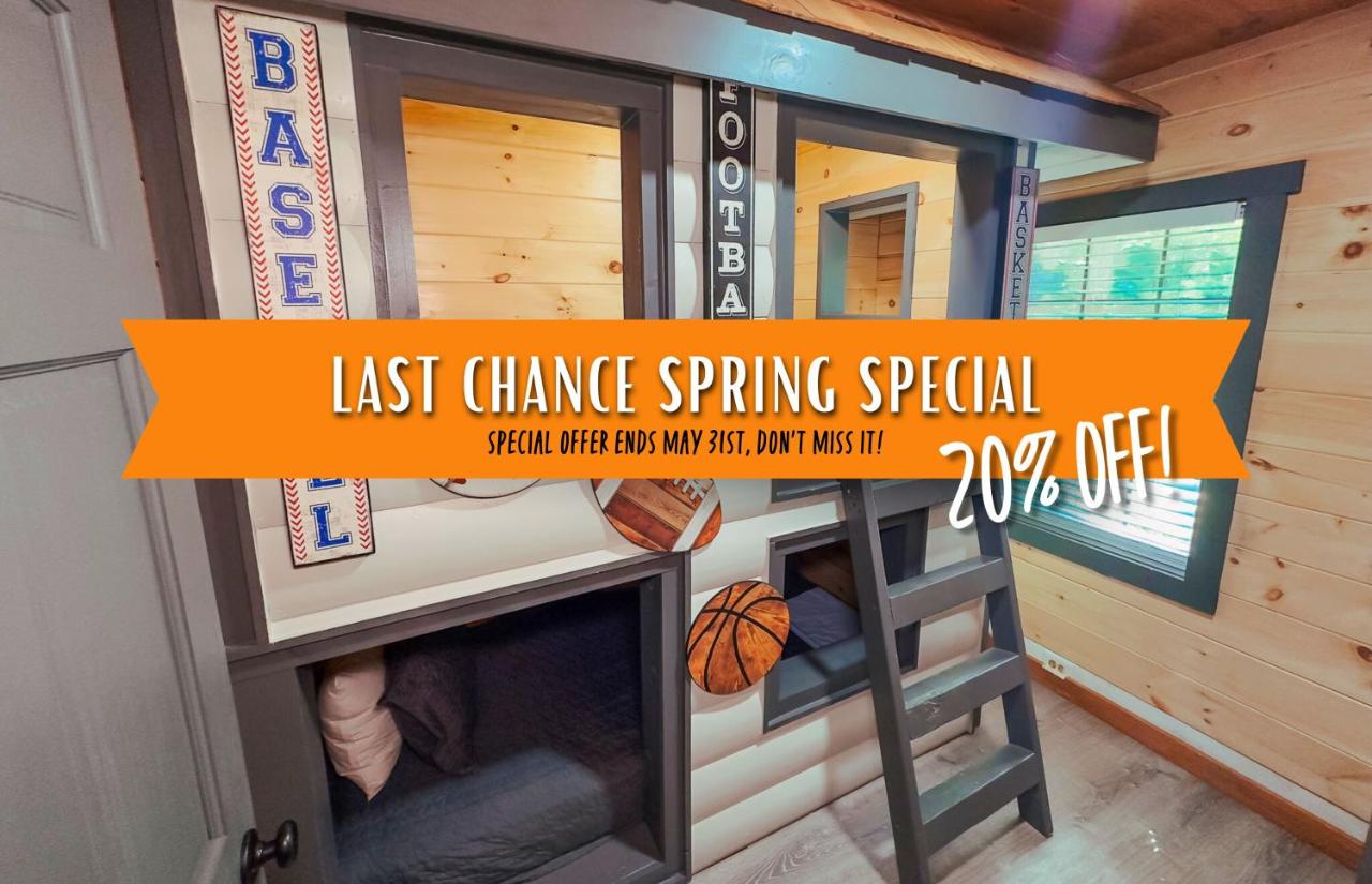 B&B Sevierville - 20 percent off Spring Special! Perfect family cabin! - Bed and Breakfast Sevierville