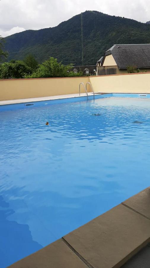 appart T 3 Bagnères-de-Luchon vue montagne - 15 minutes station de ski - B&B Bagnères-de-Luchon