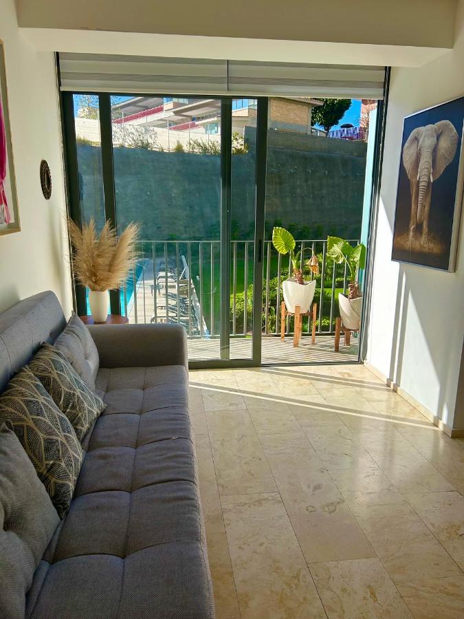 Apartamento de 2 dormitorios con balcón y terraza