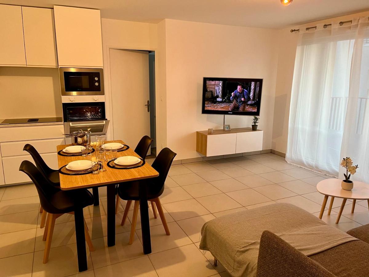 Appartement cosy à Bron - B&B