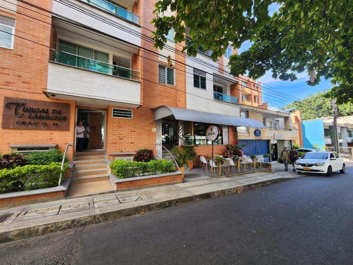 Hermoso apartamento en Laureles*Aire acondicionado - B&B