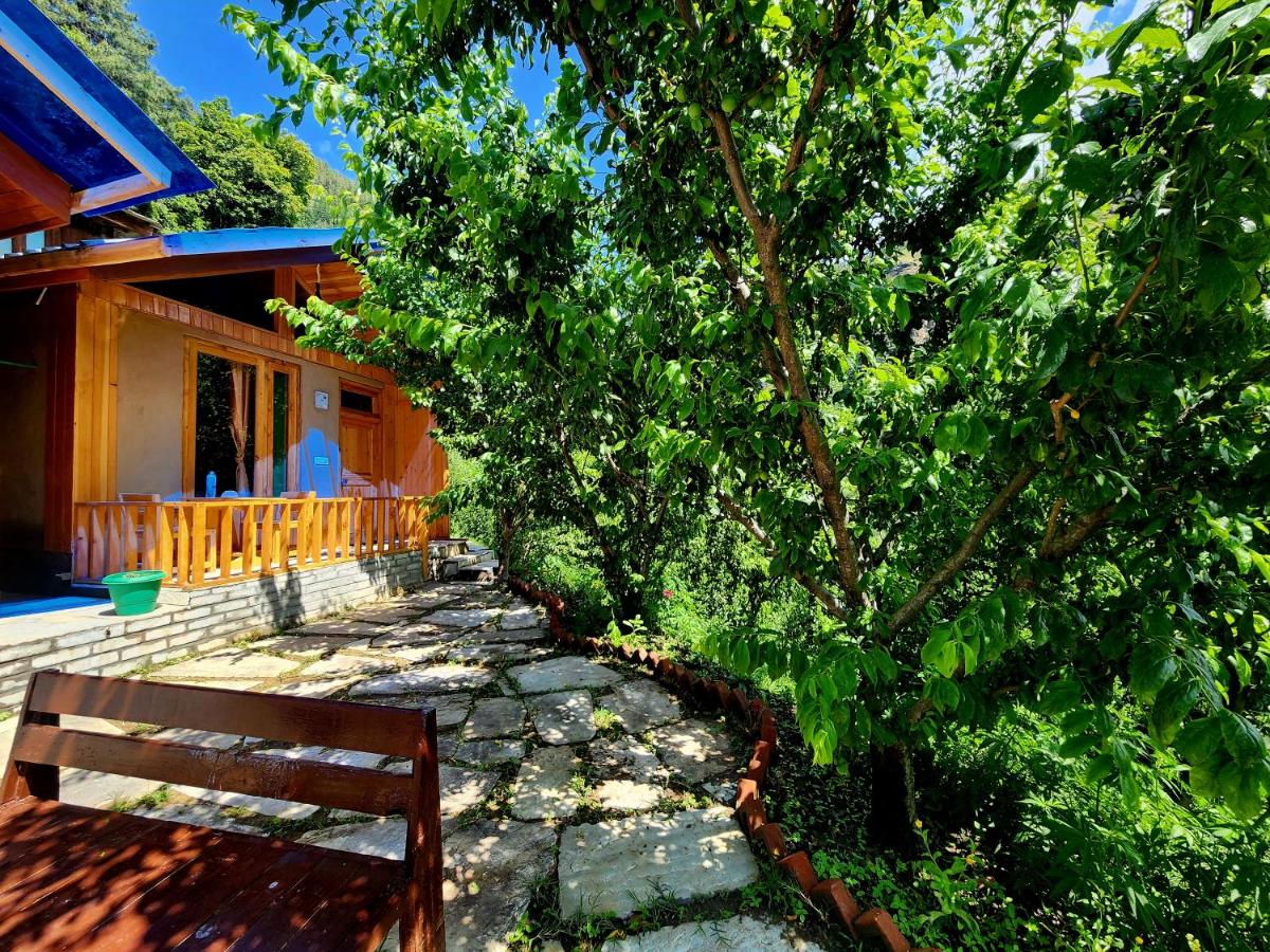 Navira Hills Laida - Banjar - B&B