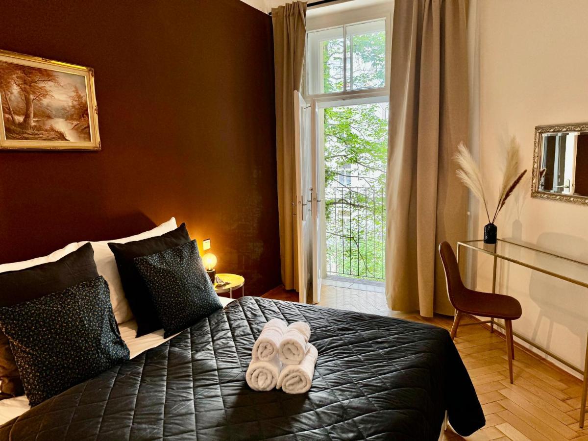 Royal Heritage Apartments - City Centre - B&B
