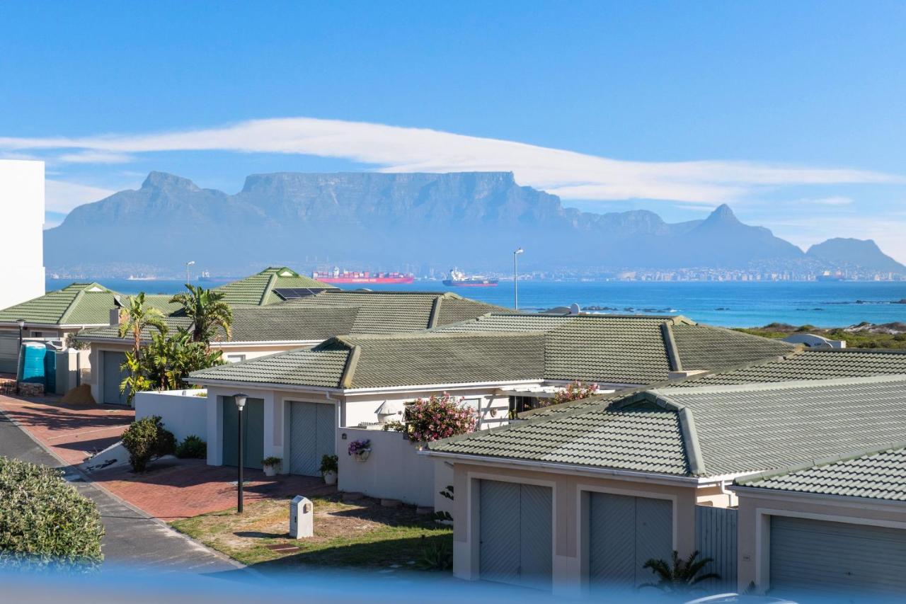 B&B Bloubergstrand - Big Bay Beach Club 37 by HostAgents - Bed and Breakfast Bloubergstrand