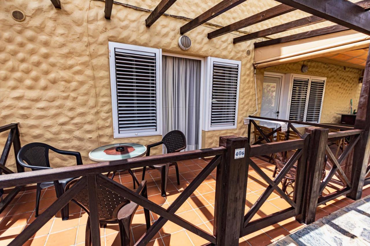 Apartment Los Hibiscos - B&B