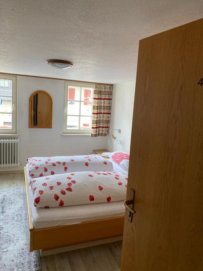 Doppelzimmer mit Gemeinschaftsbad