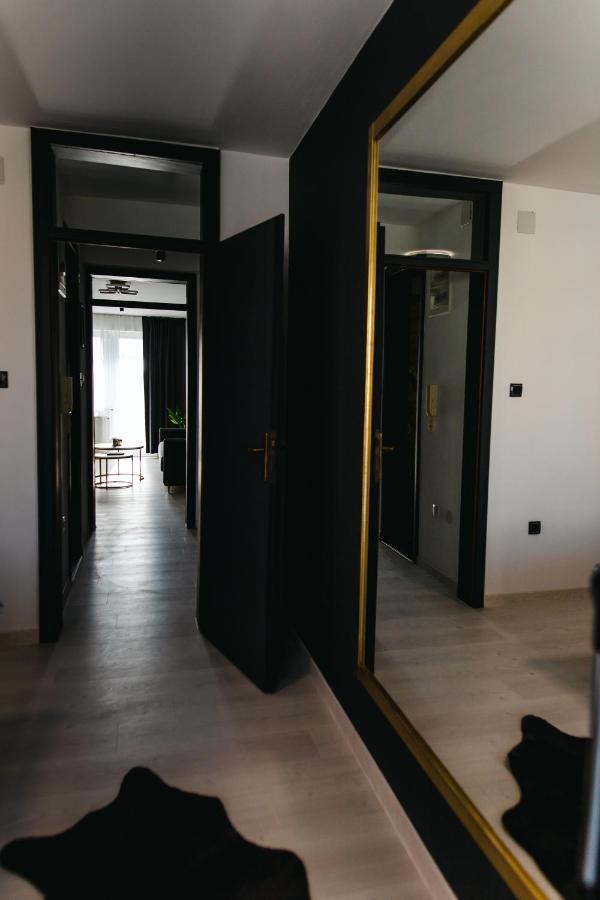 Modern Lux Apartment 3 - Ferienwohnung