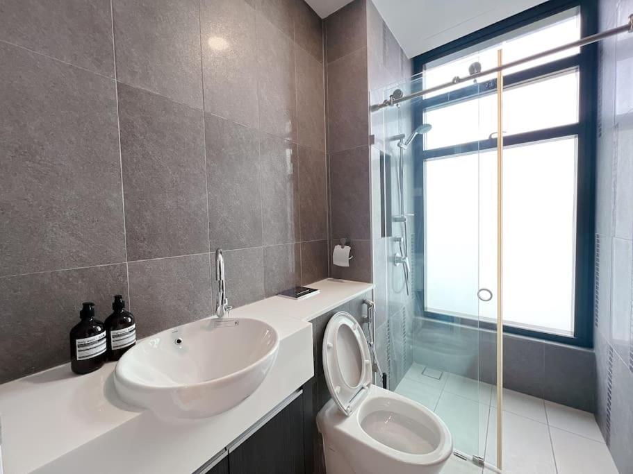 Three-Bedroom Superior Apartment