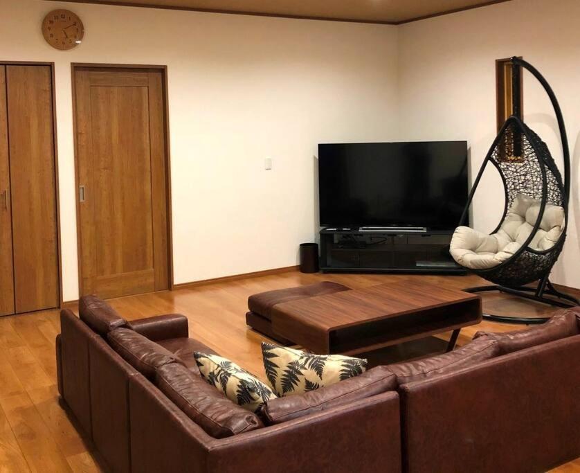 森の空気を感じる宿泊 露天風呂 Wi-Fi 最大20名様 - B&B Shima