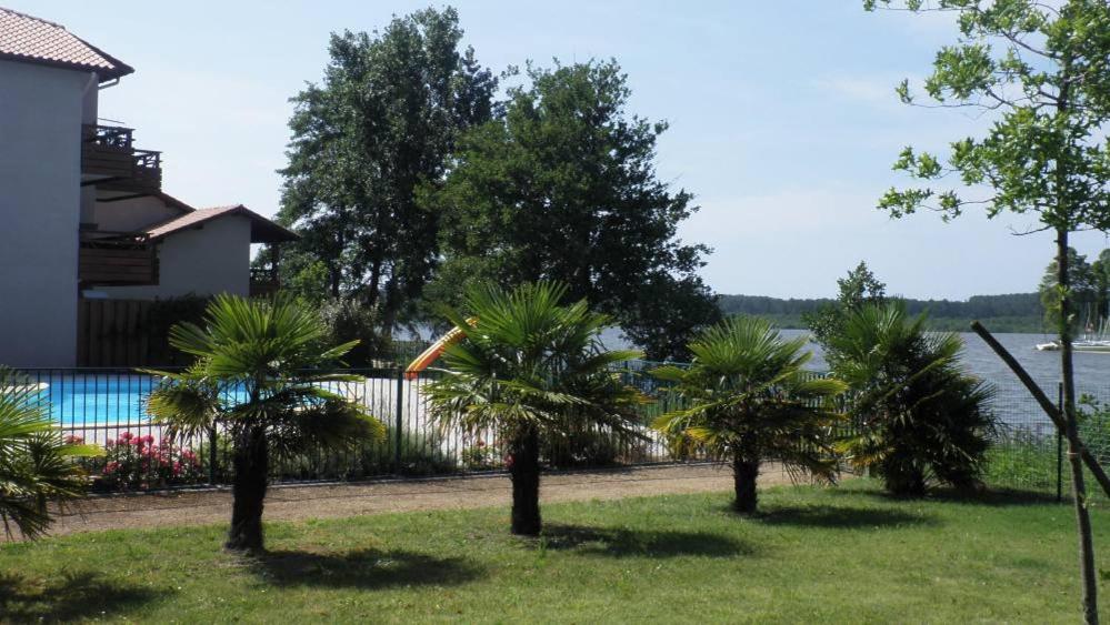 APARTAMENTO RESIDENCIAL LAGO SOUSTONS - Chambres d’hôtes