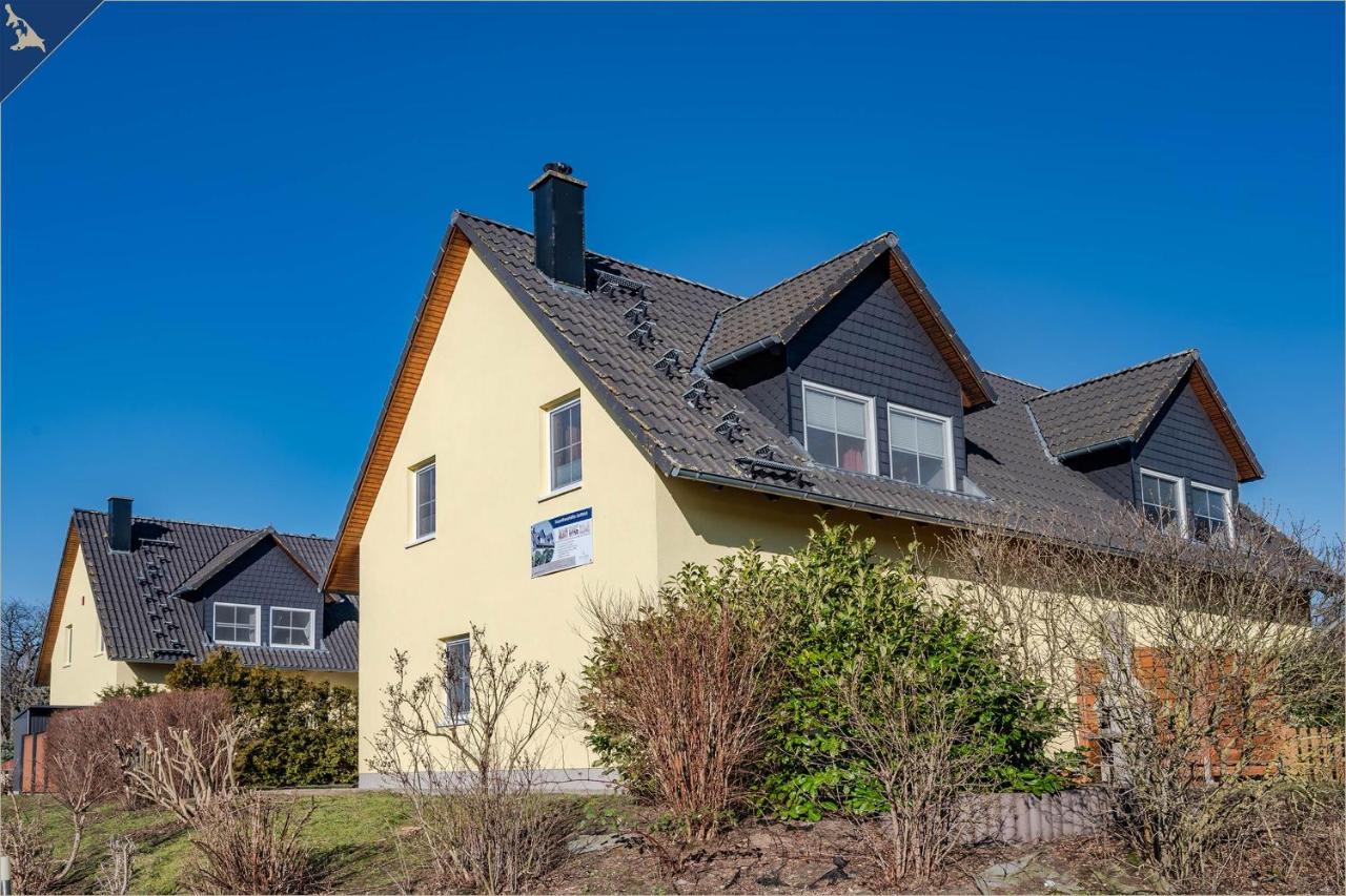 Villen am See - 4-Raum Häuser DHH Golfblick - Ferienwohnung Korswandt