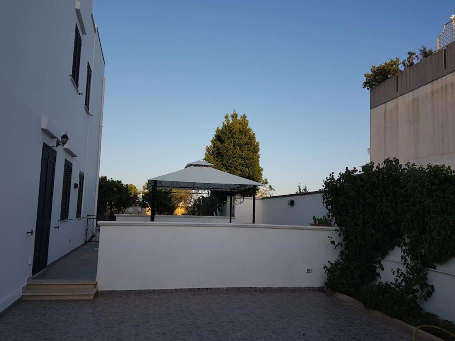 Villetta indipendente a due passi dal mare - B&B