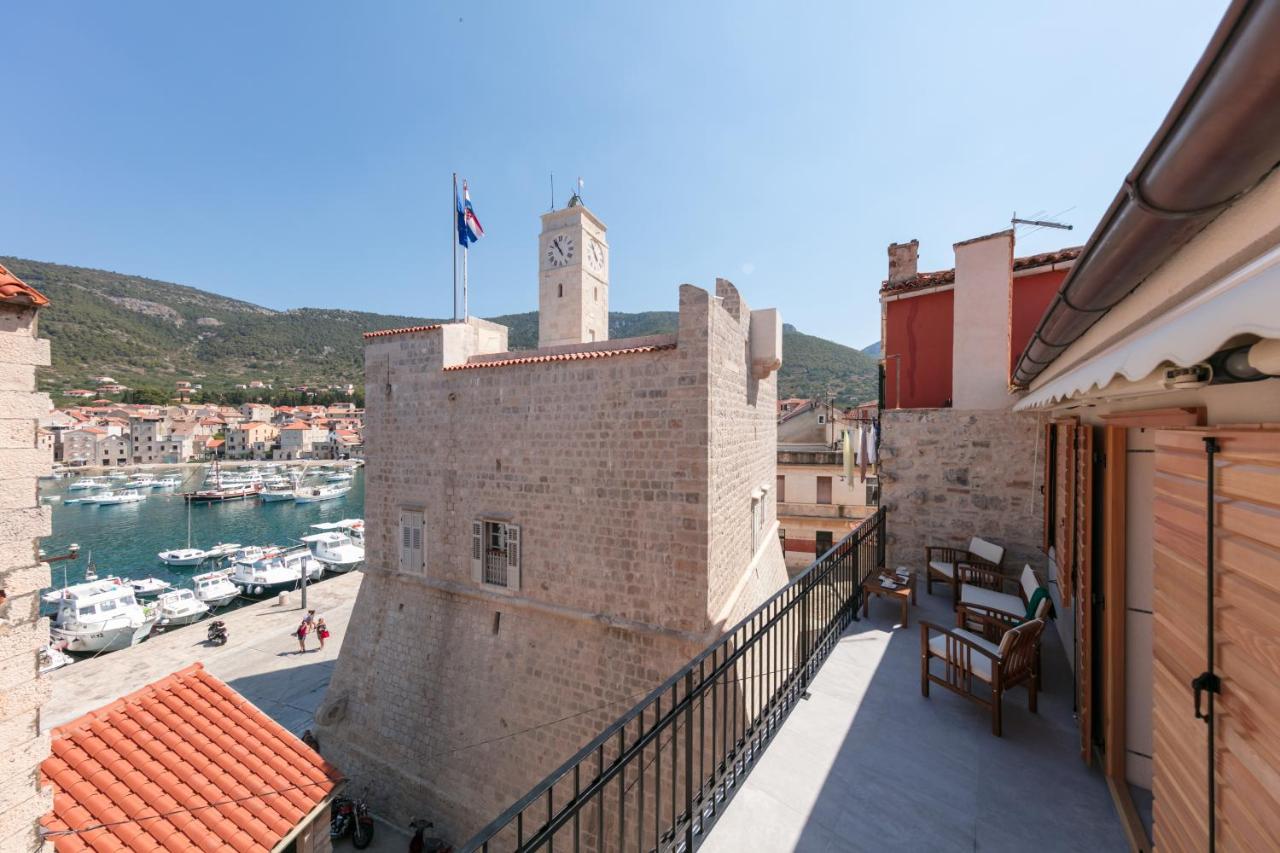 Demaria apartman u Komiži s pogledom na more - B&B Komiža