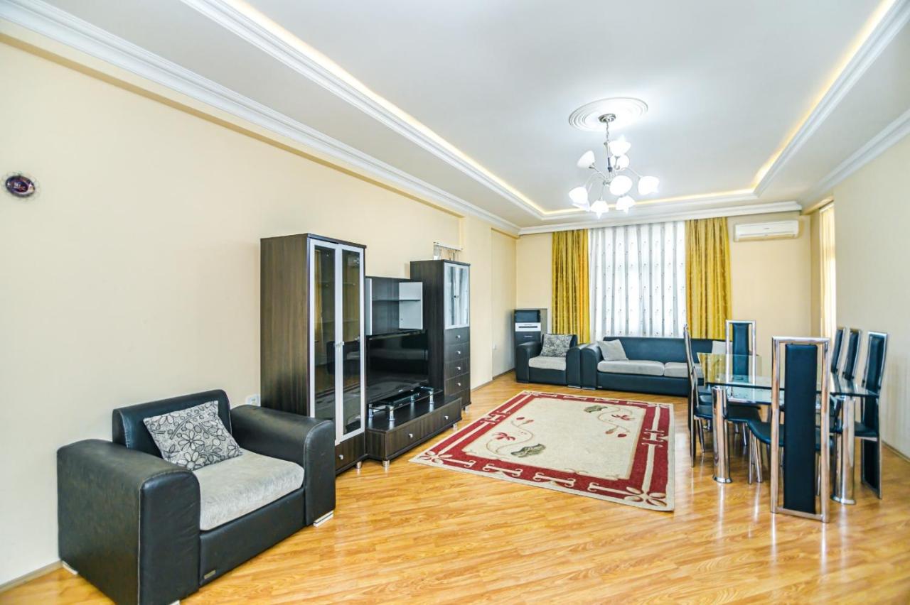 B&B Baku - New Apartment in Baku 15/222 - Bed and Breakfast Baku