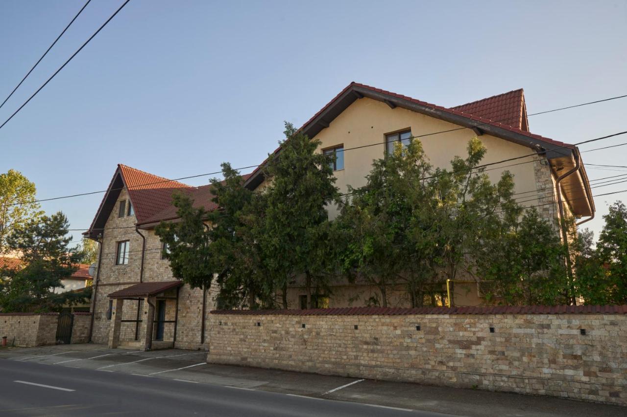 Therme Airport Resort - Ferienwohnung Corbeanca