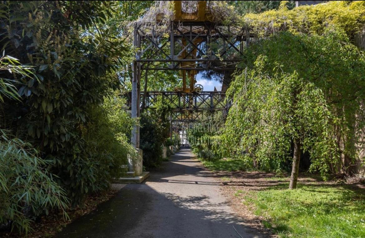 Ecrin de verdure - Métro 7 - RER C - Chambres d’hôtes Ivry-sur-Seine