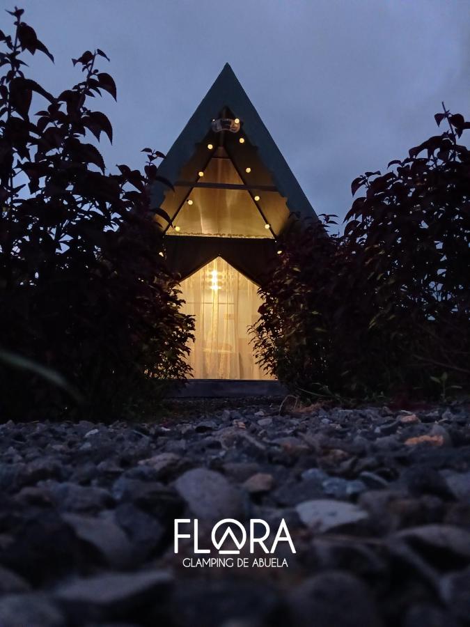 B&B La Fortuna - Flora Glamping de Abuela - Bed and Breakfast La Fortuna
