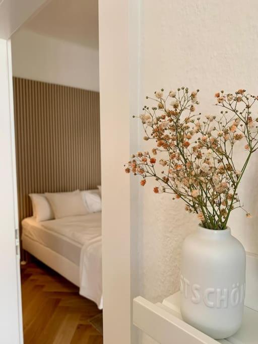 Stilvoll wohnen am St. Johanner Markt - Bed and Breakfast