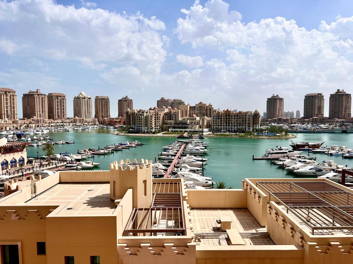 B&B Doha - Alken Studio - Amazing Superior Studio with Marvellous Marina View in the Pearl, Doha - Bed and Breakfast Doha