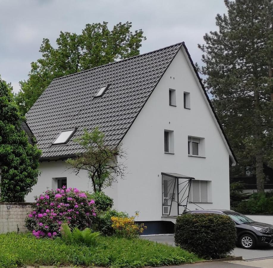 Schön und Gut in Refrath bei Köln - Ferienwohnung Bergisch Gladbach