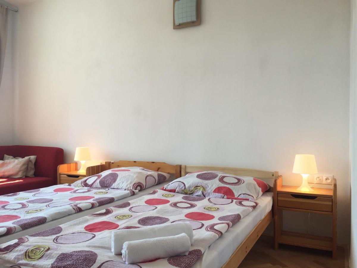 Superior Two-Bedroom Apartment (6 Adults)