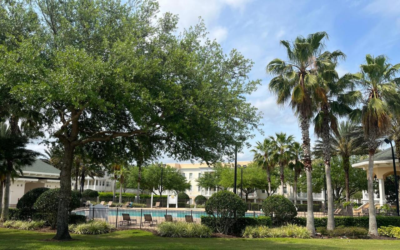 Stunning resort condo, 3 BR/2 ba, pets OK - B&B