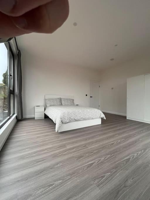 Deerpark semi sleeps 8 with sofa bed - Chambres d’hôtes