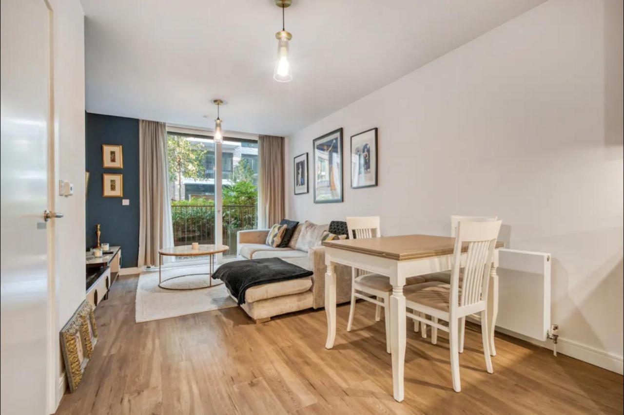 Chelsea Chic: An Upscale and Modern Flat - Chambres d’hôtes Londres