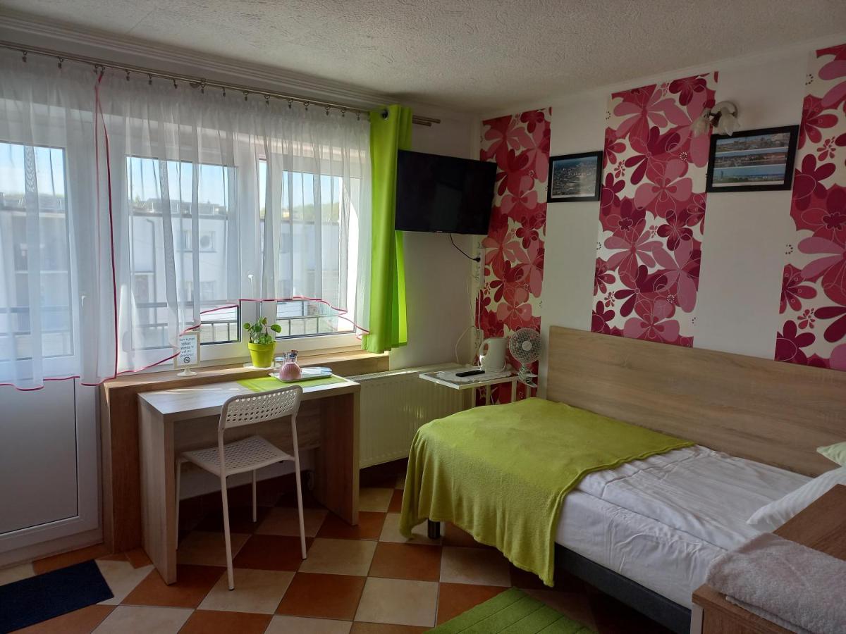Single Room with Bathroom Top Floor