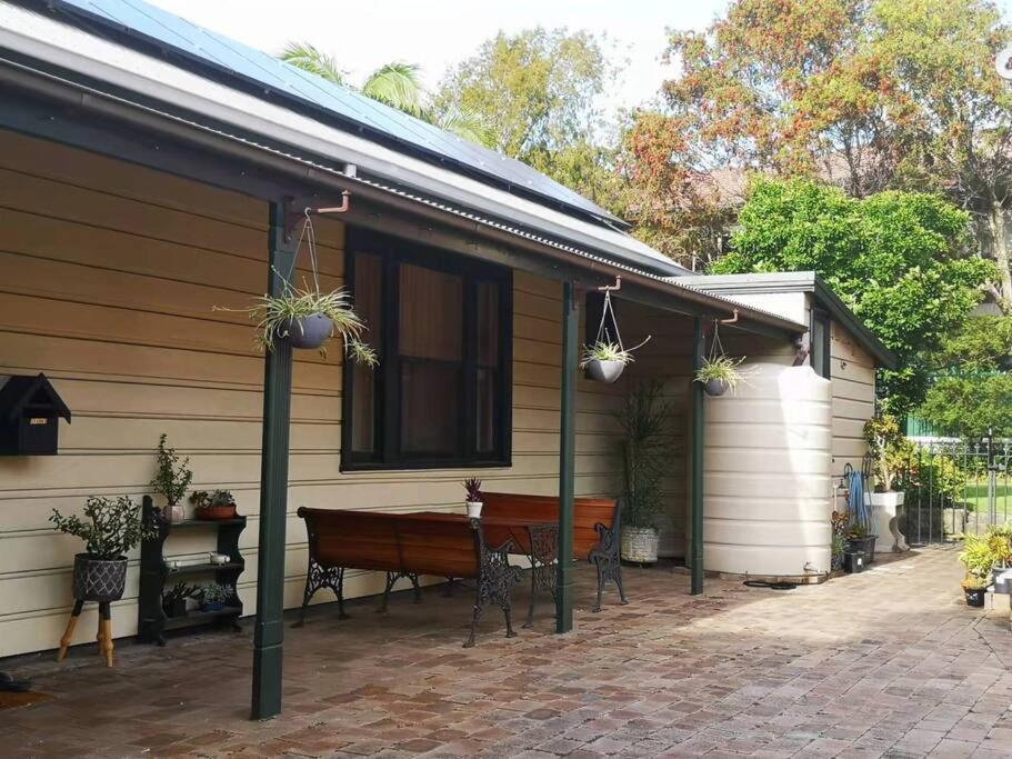 Charming1886 - B&B
