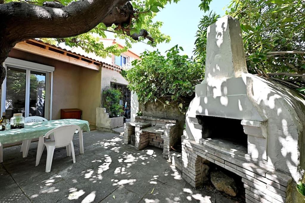 Villa *La Bibliothèque*Piscine*Climatisée - B&B
