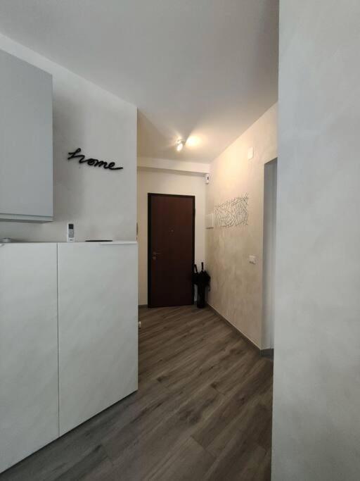 Modern Beach Apartment - Ferienwohnung Grado