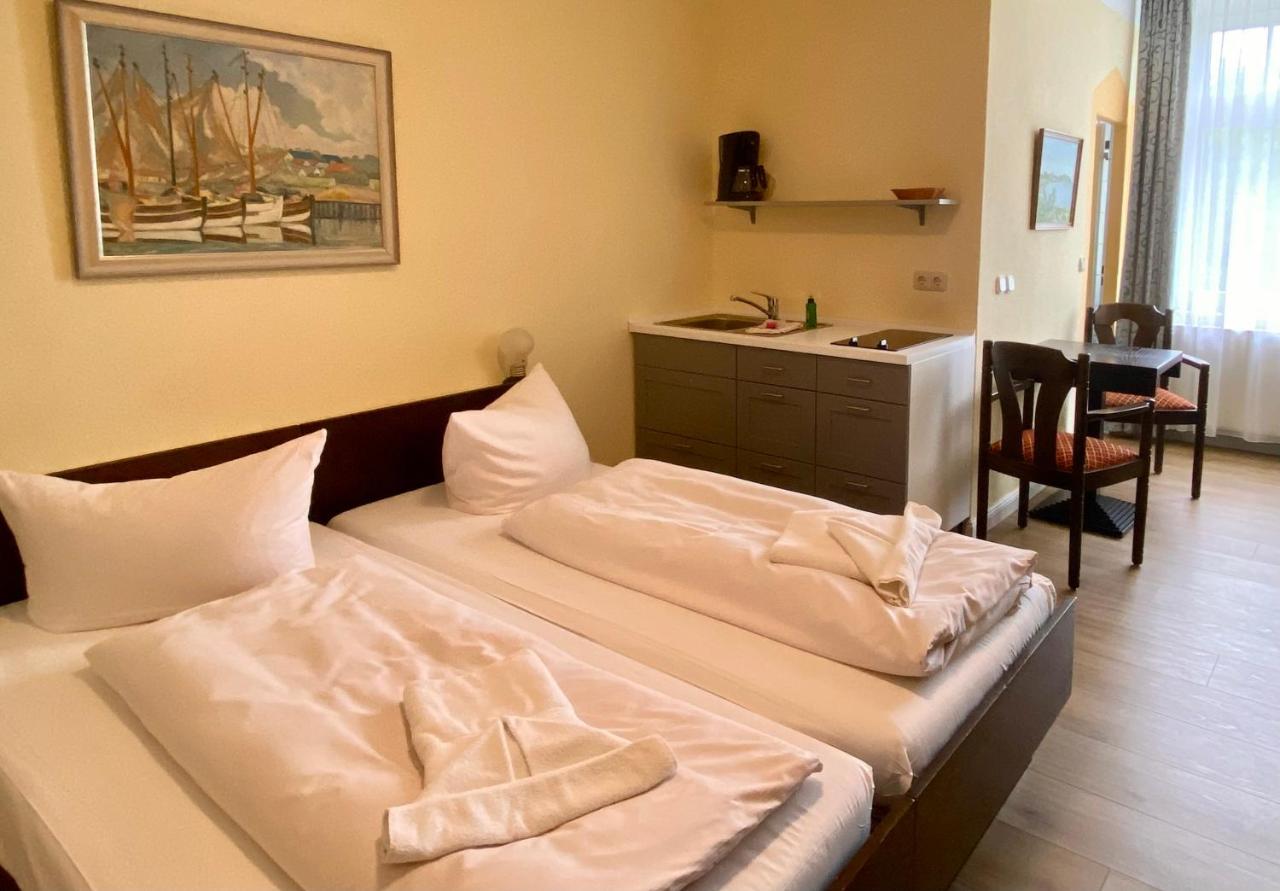 Villa Edda - Ferienzimmer 16 - B&B Seeheilbad Graal-Müritz