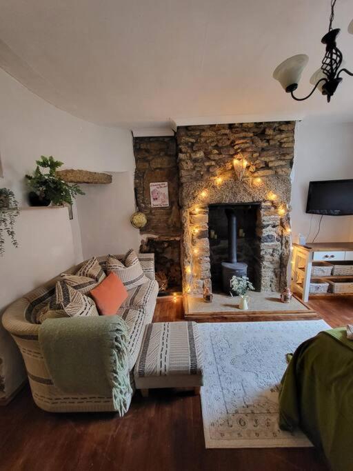 St Just Old telephone exchange - B&B