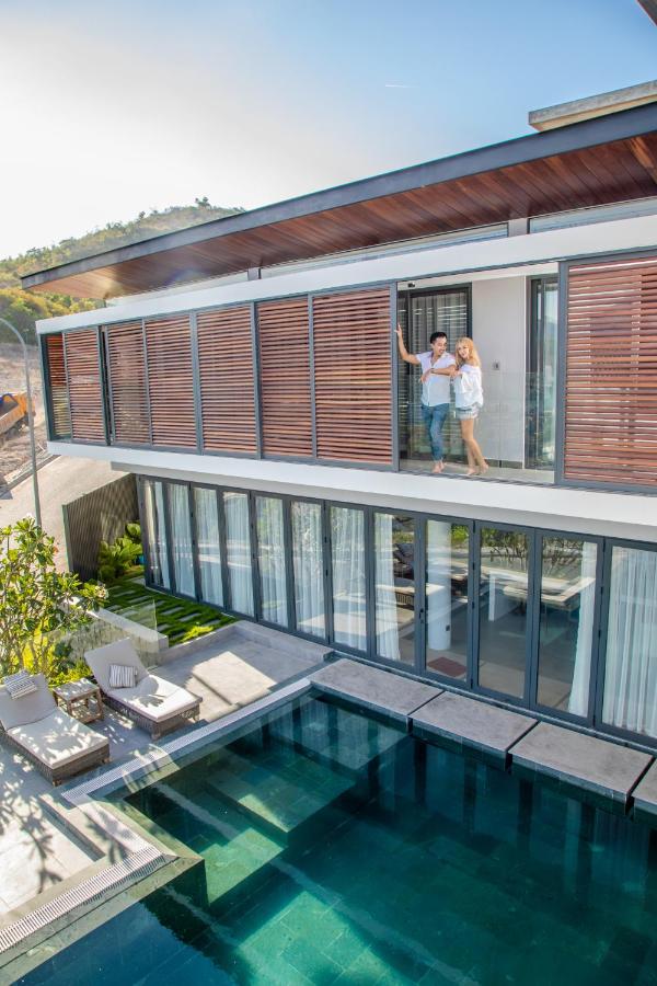 Ocean Beach Villa Nha Trang - Bed and Breakfast