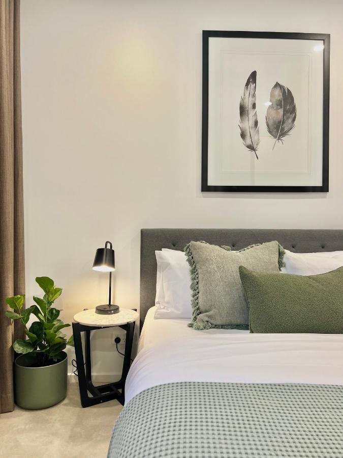 Harbour View Deluxe, Two Bathroom with Car space