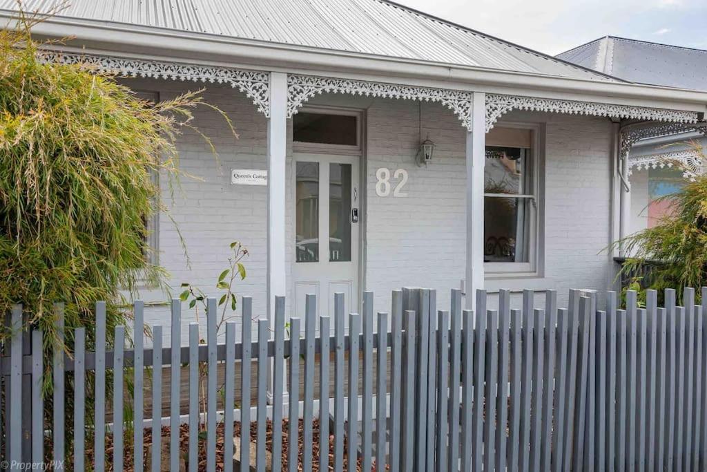 Walk to Salamanca, Queens Cottage LUX 3bdm Queens Cottage - B&B Suntop